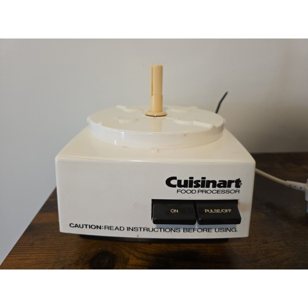 Cuisinart DLC-8F 11 Cup Food Processor Motor Base Only Tested Works Great